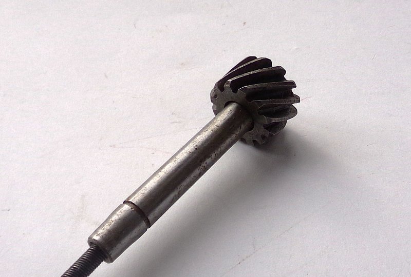 Napęd licznika, 12 zębów, długość 178 mm, średnica 6 mm, oryginał, CZ 501/502-photo4