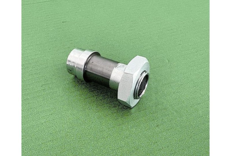 Sworzeń zębatki z nakrętką do wahacza stalowego, CZ 487-472-photo1