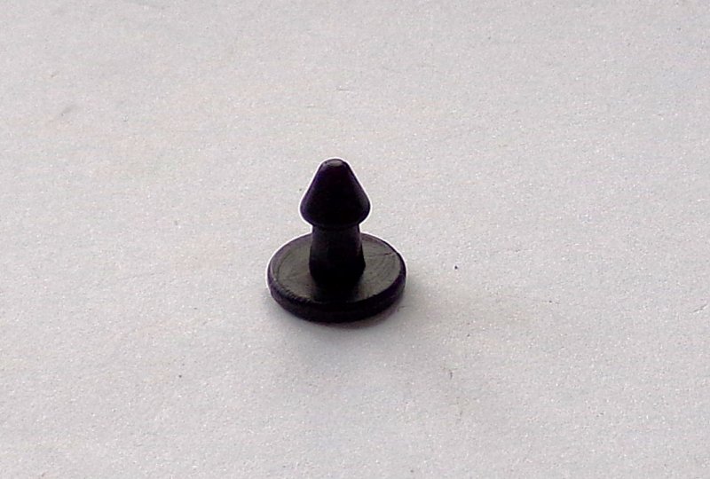 Zapięcie opaski gumowej kabli, plastik, Jawa, CZ-photo2